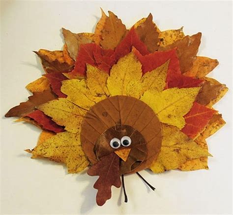 Crafty DIY Thanksgiving Décor Ideas for Everyone | Autumn leaves craft, Leaf crafts ...