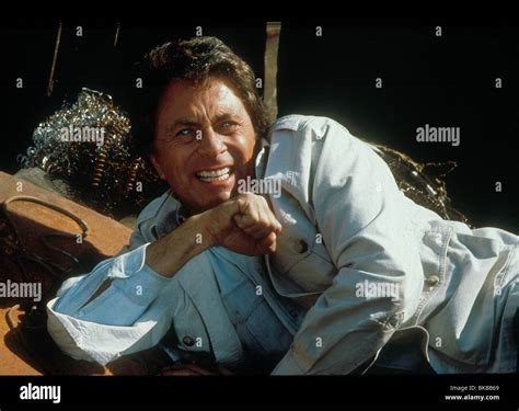 THE INCREDIBLE HULK RETURNS (TVM) (1988) BILL BIXBY IHR 001 Stock Photo - Alamy