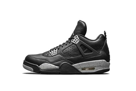 A First Look at the Air Jordan 4 Retro "Oreo" | Hypebeast