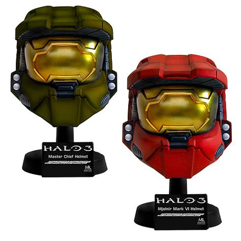 Halo 3 Master Chief Scaled Helmet Replica Set - Master Replicas - Halo - Prop Replicas at ...