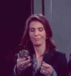 Hope Brady Princess Gina GIF - Hope Brady Princess Gina Kristian Alfonso - Discover & Share GIFs