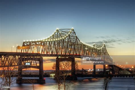 Mississippi River Bridge Baton Rouge High-Res Stock Photo - Getty Images