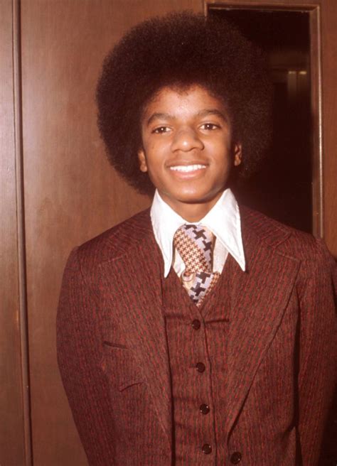 30 Adorable Color Photographs of Michael Jackson as a Teenager in the ...