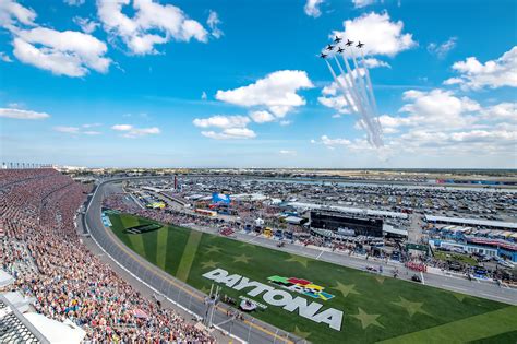 Indoor Race Track Daytona Beach Photo | Race Tab Auto