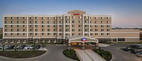 Fairfield Inn and Suites by Marriott