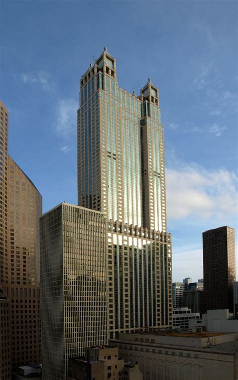 900 North Michigan Avenue - The Skyscraper Center