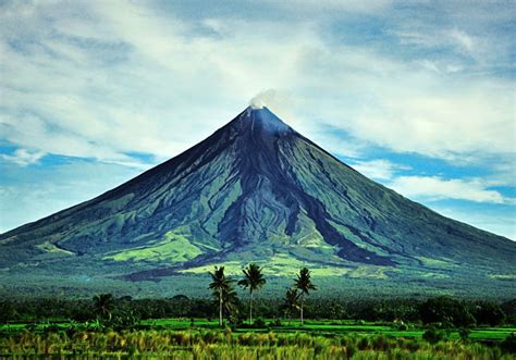 Mayon Volcano Travel Attractions Destinations @ Philippines