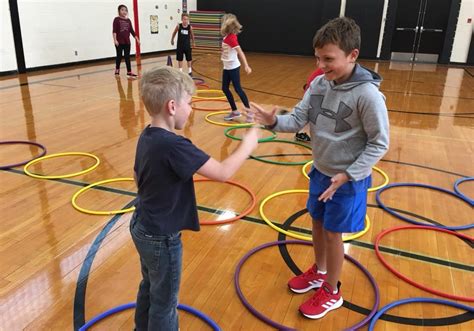 Four Square Hula Hoop PE Activity - S&S Blog