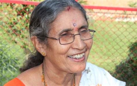 Jashodaben Wiki, Age, Husband, Family, Biography & More - WikiBio