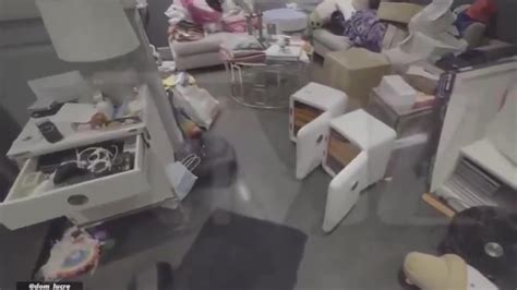 Wild footage shows inside P. Diddy’s bedroom - One News Page VIDEO