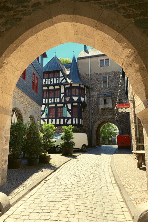 A visit to Burg Castle in Solingen: a medieval paradise for little ...