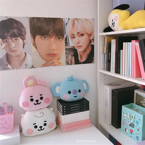 Pin by 【﻿방탄♡보라해】 on 아미 | Army room decor, Cute room decor, Bedroom decor for couples