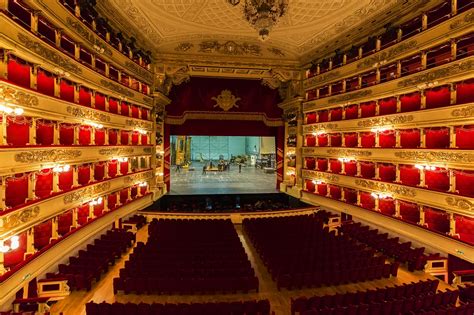 Milan's La Scala Opera House - T's Italy