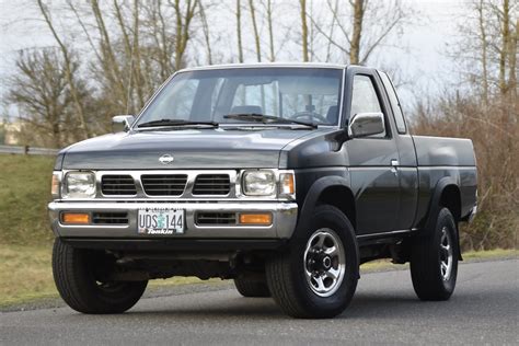 1994 Nissan Hardbody King Cab XE 4x4 5-Speed Pickup for sale on BaT Auctions - sold for $15,000 ...