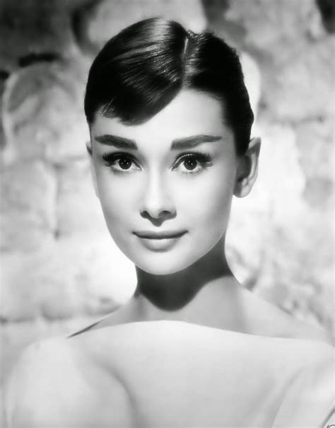 Audrey Hepburn Mani Monday - Jersey Girl, Texan Heart