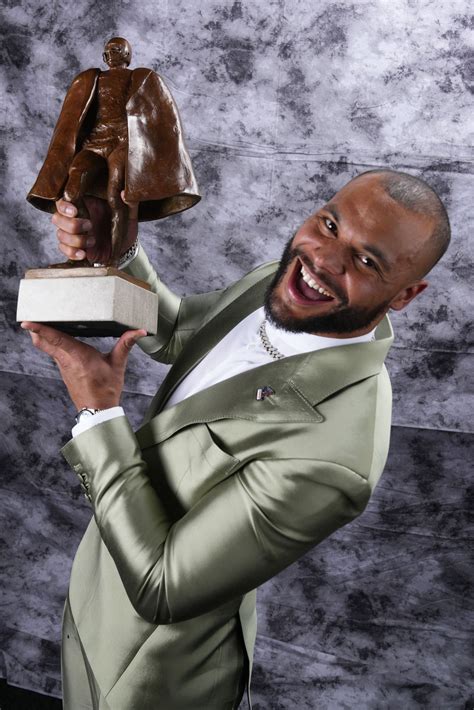 Cowboys’ Dak Prescott Named 2022 Walter Payton Man of the Year – Texas ...