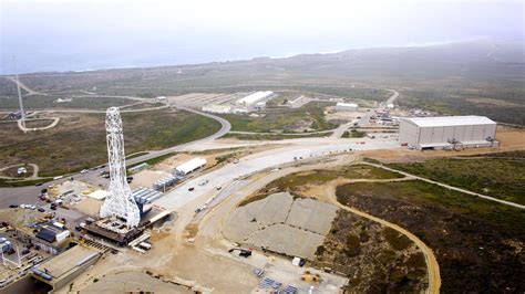 Is the LC-40 SpaceX Transport/Erector updated for Falcon Heavy already? - Space Exploration ...
