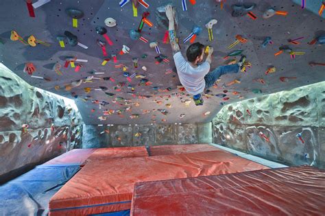 Best Places to Go Outdoor or Indoor Rock Climbing In NYC