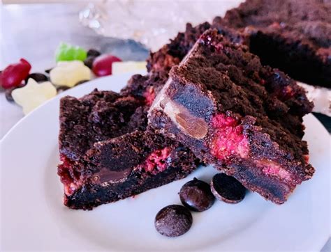 Crunchy Dark Chocolate Raspberry Bars – Recipe! - Live. Love. Laugh. Food.