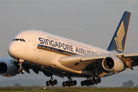 Singapore Airlines Airbus A380-841 9V-SKS Foto & Bild | fotos, flugzeug, industrie Bilder auf ...