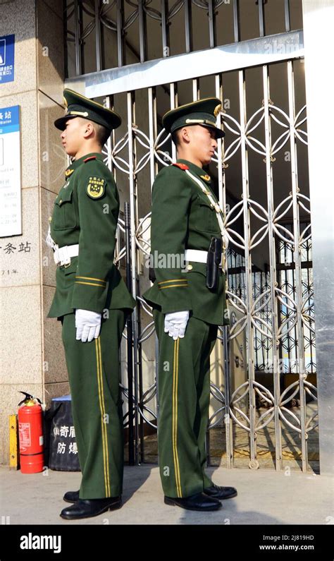 Chinese traditional hat hi-res stock photography and images - Alamy