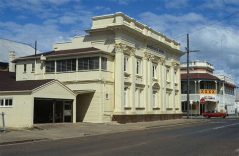 Kent Street and Royal Hotel, Maryborough | Queensland Places