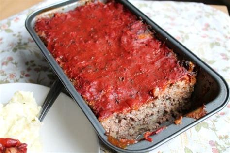 Cheese-Stuffed Meatloaf - How to be Awesome on $20 a day