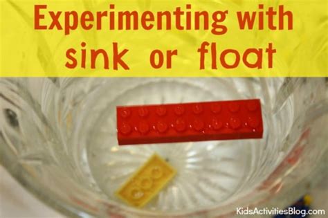 Sink or Float Experiment with Water {Printable for Kids}