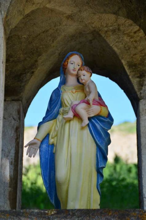 Ten Apparitions of Mary approved by Catholic Church which receive ...