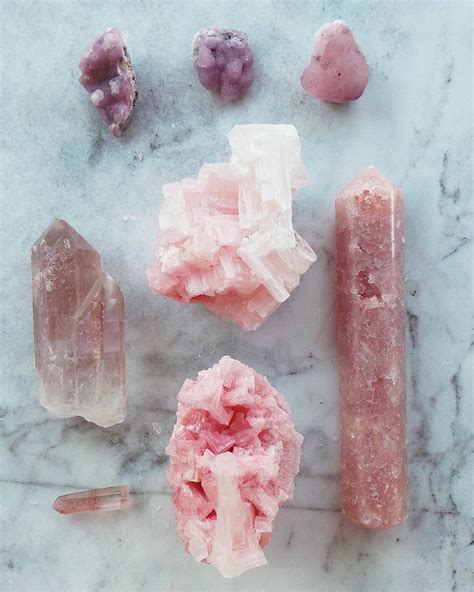 The 7 best Instagram accounts to learn about the benefits of crystals | Vogue France