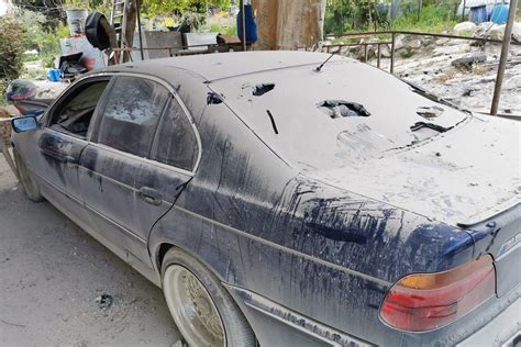 Car explosion wounds five members of Syria police in Damascus suburb ...