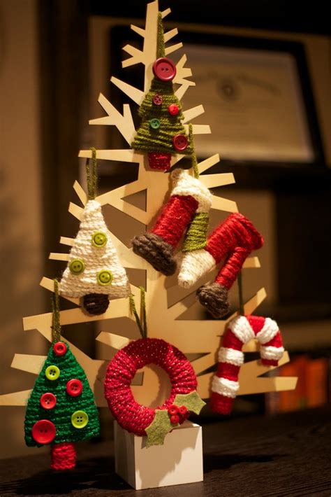 35 DIY Christmas Tree Decorations Ideas - Decoration Love