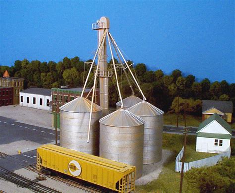 Grain Elevator HO – Rix Products Inc.