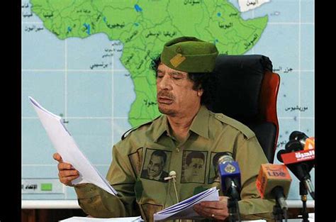 Gaddafi Fashion: The Emperor Has Some Crazy Clothes - Islam Times