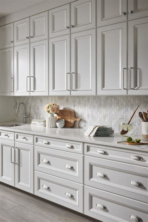 The Top Knobs Guide to Decorative Hardware Placement | Kitchen cabinets ...