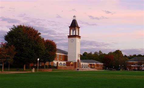 The Eight Best Places On Quinnipiac University's Main Campus