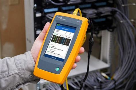 Fluke Networks LinkIQ™ Industrial Ethernet Cable+Network Test Kit | Fluke