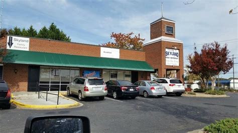 SKYLAND FAMILY RESTAURANT, Charlotte - Photos & Restaurant Reviews ...