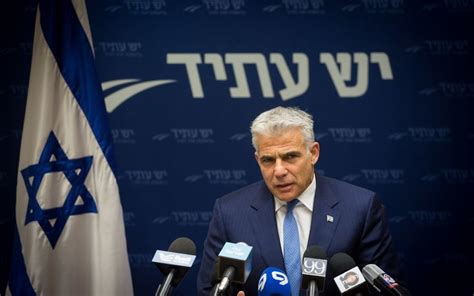 Resisting left's overtures, Lapid insists Yesh Atid is 'centrist' | The ...