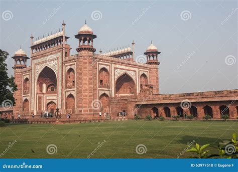 Mausoleum Inside Taj Mahal editorial image. Image of brick - 63977510