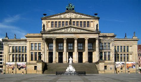File:Berlin, Mitte, Gendarmenmarkt, Konzerthaus 01.jpg - Wikimedia Commons