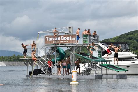 Tarzan Boat is a Mobile Floating Park for Water Adrenaline Junkies