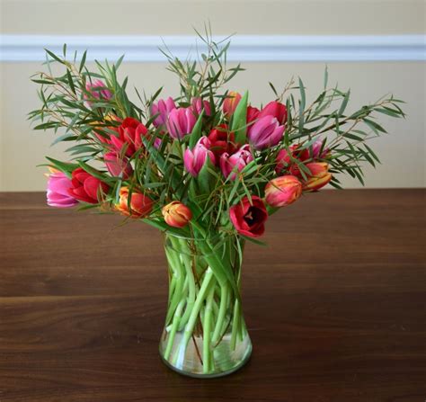 Tulip arrangement. | Tulips arrangement, Tulip centerpiece, Fresh flowers arrangements