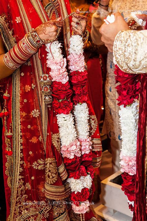 Indian wedding garland, Hindu wedding, Indian wedding