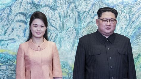 The Untold Truth Of Kim Jong Un's Wife