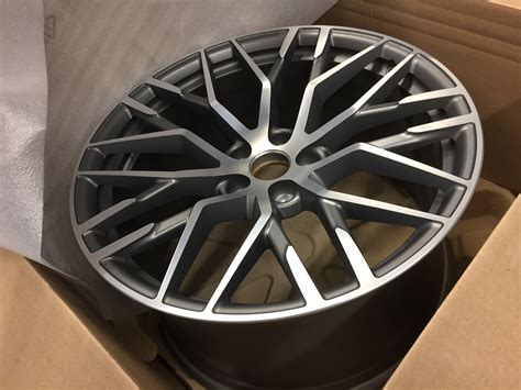 Audi R8 2017 OEM 20" wheels. Perfect condition. - AudiWorld Forums