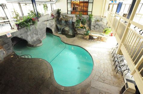 Gatlinburg Hotels with indoor pools – gatlinburg cabin rentals