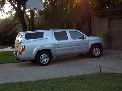 2009 Honda ridgeline camper shell