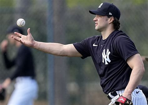 Yankees’ Tommy Kahnle reacts to spring training injury - nj.com