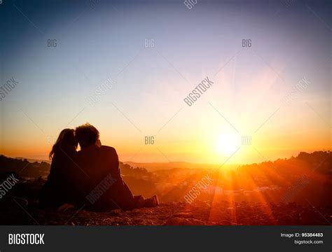 Couple Love Sunset - Image & Photo (Free Trial) | Bigstock